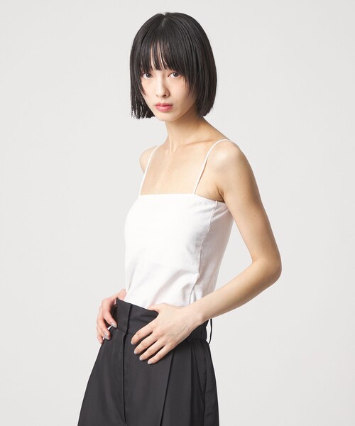 EMMEL REFINES(エメルリファインズ)の「<EMMEL REFINES>EM カップツキ キャミソール(キャミソール・レディース・ブラック/ホワイト・FREE)」の4枚目の写真