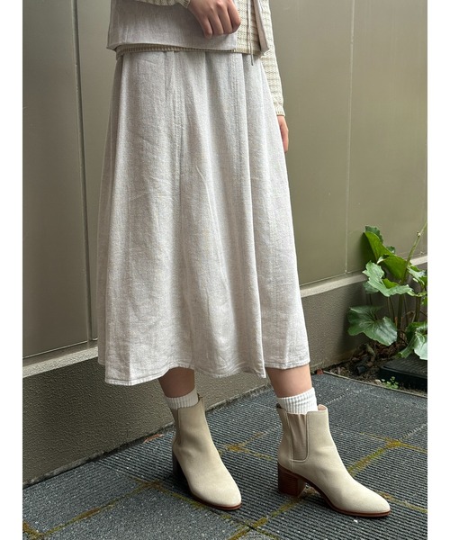 BANANA REPUBLIC FACTORY STORE(バナナリパブリック ファクトリーストア)の「BANANA REPUBLIC FACTORY STORE リネンブレンド シームド ミディスカート(スカート・レディース・ベージュ/ブラウン・4/2/0/8/6)」の7枚目の写真