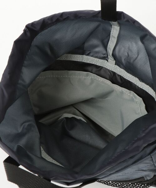 karrimor(カリマー)の「grab mini carry(エコバッグ/サブバッグ・メンズ・ネイビー/ライトグレー系/ブラック・FREE)」の6枚目の写真