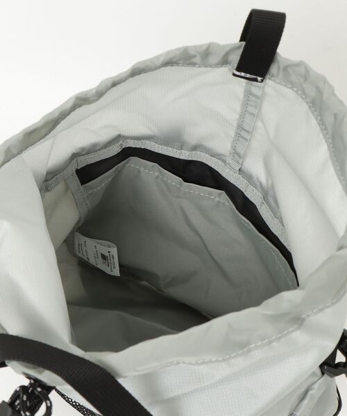 karrimor(カリマー)の「grab mini carry(エコバッグ/サブバッグ・メンズ・ネイビー/ライトグレー系/ブラック・FREE)」の8枚目の写真