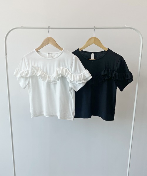 CHARME BY MICOLA(シャルムバイミコラ)の「ラッフルティアードフリルTシャツ(Tシャツ/カットソー・レディース・ホワイト・SMALL/MEDIUM/LARGE)」の9枚目の写真