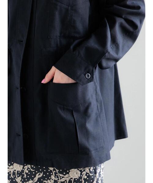 Te chichi(テチチ)の「ノーカラーサファリジャケット《2026 spring catalog item》(ノーカラージャケット・レディース・ベージュ/ネイビー/ブラウン・F)」の15枚目の写真