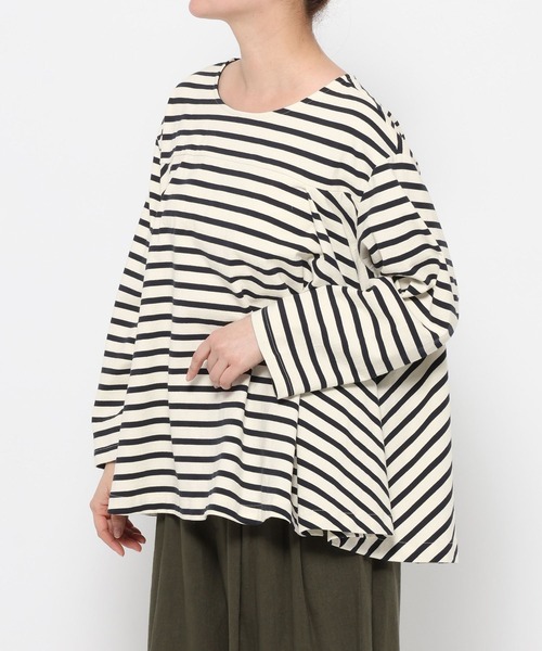 studio CLIP（スタディオクリップ）の「【SUNAOKUWAHARA】タックフレアプルオーバー（Tシャツ/カットソー・レディース・その他2/その他1/ブルー・FREE）」の8枚目の写真