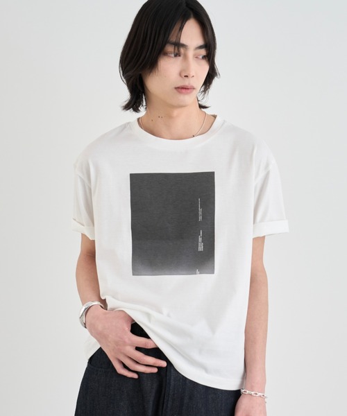 SINSS（シンス）の「Graphic compact T-shirt / グラフィックコンパクトTシャツ（Tシャツ/カットソー・メンズ・A/B/D/C/E/F・LARGE/MEDIUM/SMALL/X-SMALL）」の2枚目の写真