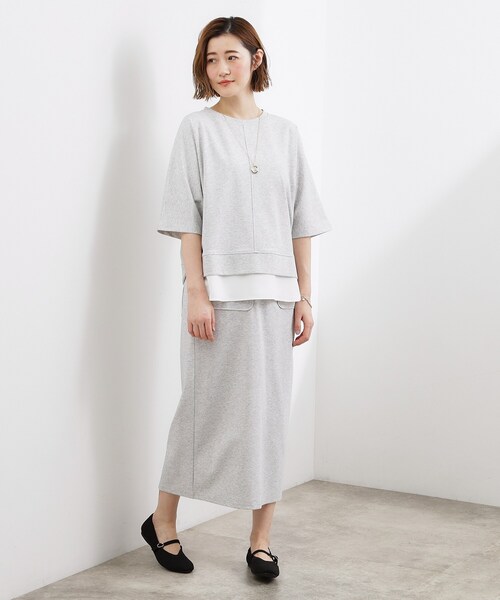 grove(グローブ)の「【時短コーデ】シルキーポンチレイヤード風セットアップ(セットアップ・レディース・ブラック/スモーキーグリーン系/グレー・01/02/03/04/05)」の4枚目の写真