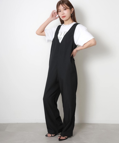 Riberry(リベリー)の「Vネックサロペット(サロペット/オーバーオール・レディース・ブラック・FREE)」の13枚目の写真