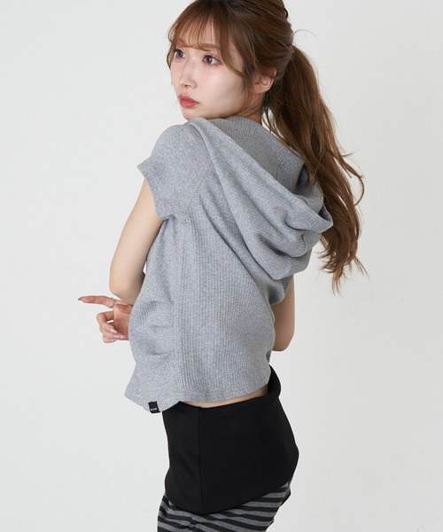 RAY CASSIN（レイカズン）の「デザイン切り替えフードヘンリーネック半袖Tシャツ（Tシャツ/カットソー・レディース・キナリ/グレー/ブラック/アイボリー・FREE）」の9枚目の写真