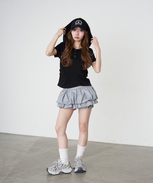 RAY CASSIN（レイカズン）の「デザイン切り替えフードヘンリーネック半袖Tシャツ（Tシャツ/カットソー・レディース・キナリ/グレー/ブラック/アイボリー・FREE）」の6枚目の写真