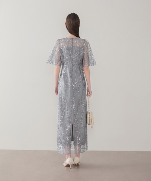 Leja（レジャ）の「【LEJA】デコルテデザインフレアスリーブスパンコールIラインワンピースドレス美脚効果結婚式 パーティードレス 成人式 二次会 同窓会 お呼ばれ オケージョン 20代 30代（ドレス・レディース・ブラック/グレー・SMALL/MEDIUM）」の8枚目の写真