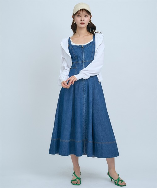 AND COUTURE（アンドクチュール）の「デニムジャンパースカート（ジャンパースカート・レディース・ネイビー/ブルー・FREE）」の14枚目の写真