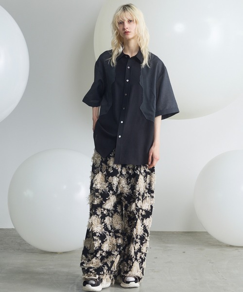 MAISON SPECIAL（メゾンスペシャル）の「《UNISEX》All-over Cut Jacquard Pattern Prime-Wide Two-tuck Pants/総柄カットジャガードプライムワイド2タックパンツ【MAISON SPECIAL/メゾンスペシャル】（その他パンツ・メンズ・サックスブルー/ブラック・2/1/0）」の3枚目の写真