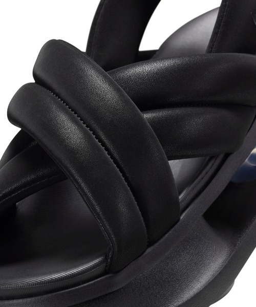 NIKE(ナイキ)の「NIKE W AIR MAX ISLA SANDAL FJ5929-003(サンダル・レディース・ブラック・23cm/24cm/25cm)」の6枚目の写真