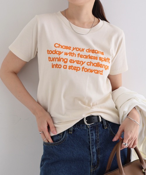 andme(アンドミー)の「フロッキーロゴプリント半袖Tシャツ(Tシャツ/カットソー・レディース・オフホワイト/キナリ/スミクロ/ネイビー・FREE)」の22枚目の写真