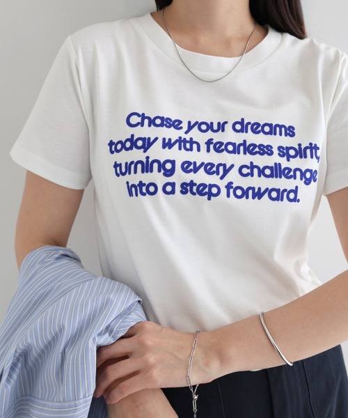 andme(アンドミー)の「フロッキーロゴプリント半袖Tシャツ(Tシャツ/カットソー・レディース・オフホワイト/キナリ/スミクロ/ネイビー・FREE)」の6枚目の写真