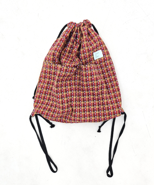 SONNETOFNIGHT(ソネットオブナイト)の「チューリップ刺繍ストリングバックパックボブサンバッグ(3カラー)(バックパック/リュック・レディース・ブラック/バーガンディー/マスタード・FREE)」の5枚目の写真