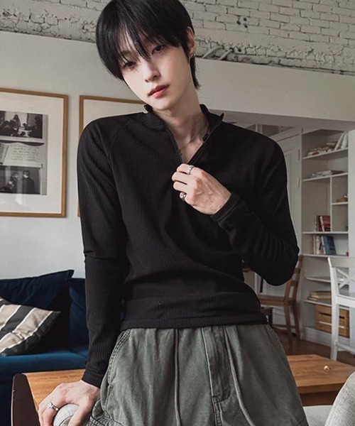 NOWLE(ノウル)の「【NOWLE】タイトフィット ハーフジップ ラグラン リブ ロンT / スリムフィット(Tシャツ/カットソー・メンズ・ブラック・LARGE/MEDIUM/X-LARGE)」の14枚目の写真