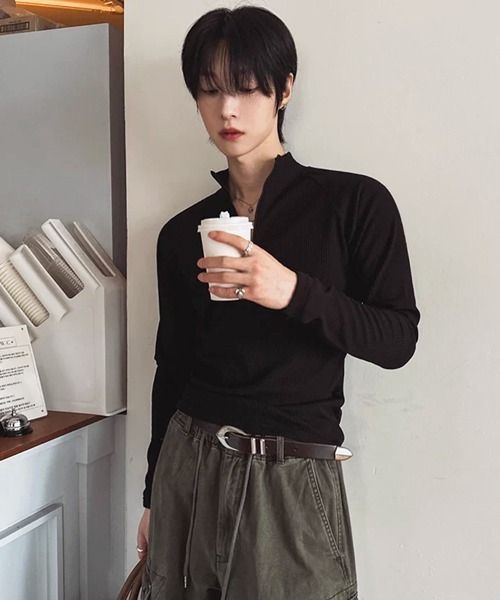 NOWLE(ノウル)の「【NOWLE】タイトフィット ハーフジップ ラグラン リブ ロンT / スリムフィット(Tシャツ/カットソー・メンズ・ブラック・LARGE/MEDIUM/X-LARGE)」の19枚目の写真