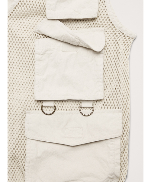 Banana Republic(バナナリパブリック)の「メッシュ フォトジャーナリスト ベスト(ベスト・メンズ・ナチュラル・S/M/L/XL)」の9枚目の写真