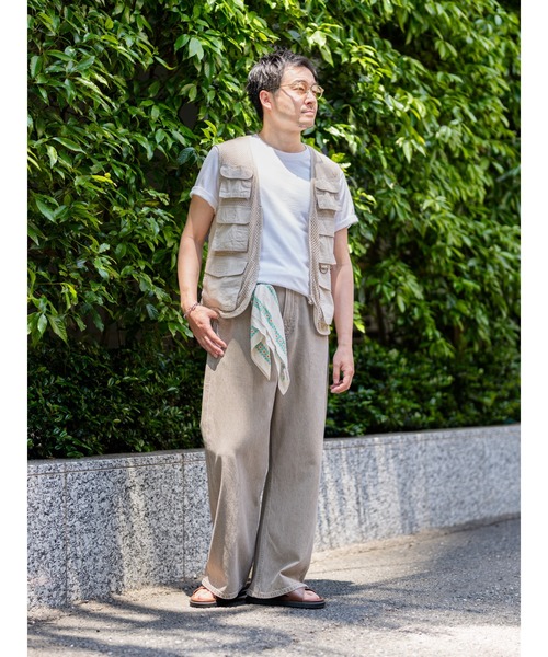 Banana Republic(バナナリパブリック)の「メッシュ フォトジャーナリスト ベスト(ベスト・メンズ・ナチュラル・S/M/L/XL)」の3枚目の写真