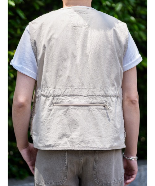 Banana Republic(バナナリパブリック)の「メッシュ フォトジャーナリスト ベスト(ベスト・メンズ・ナチュラル・S/M/L/XL)」の4枚目の写真