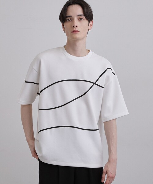tk.TAKEO KIKUCHI(ティーケータケオキクチ)の「コードエンブロカットソー(Tシャツ/カットソー・メンズ・ホワイト/ブラック/ネイビー・02/03)」の5枚目の写真