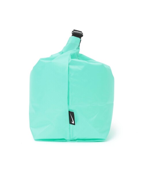 NIKE(ナイキ)の「NIKE SWIM: ウォータープルーフ バッグ(トートバッグ・メンズ・ライトグリーン/ブラック/ブルー・ONE SIZE)」の4枚目の写真
