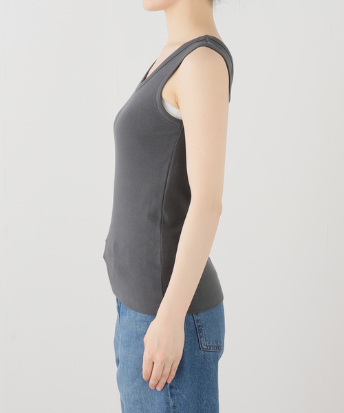 IENA(イエナ)の「《追加/UVカット》テレコストレッチフレンチノースリーブ(Tシャツ/カットソー・レディース・ホワイト/グレー/ブルー系その他/ベージュ・FREE)」の16枚目の写真