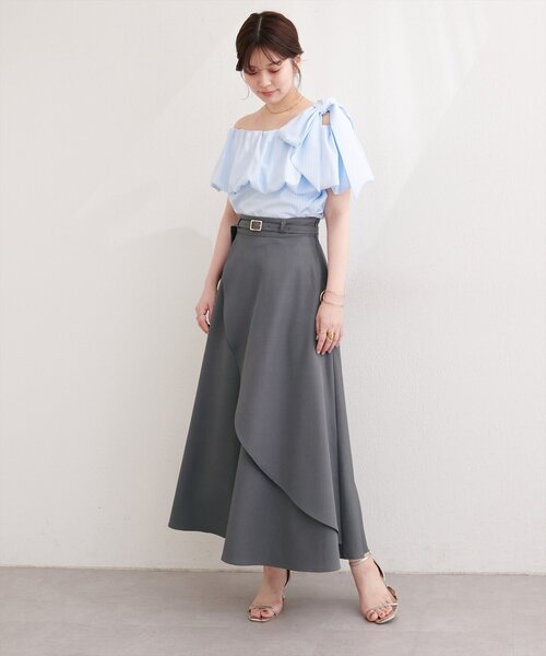 natural couture（ナチュラルクチュール）の「ゴールドバックル付きラップフレアスカート（スカート・レディース・チャコールグレー/ピンク/ブラック/ライトベージュ/アイボリー・FREE）」の13枚目の写真