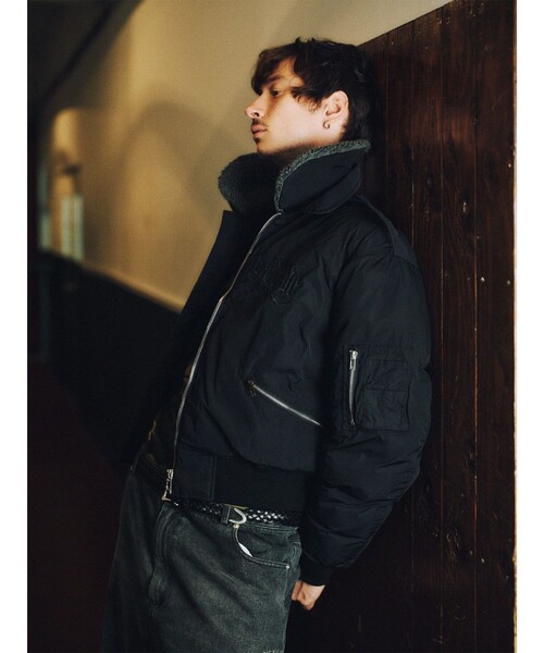 Subciety(サブサエティ)の「Nylon bomber jkt(ミリタリージャケット・メンズ・グレイッシュベージュ/ブラック・SMALL/MEDIUM/LARGE/X-LARGE)」の12枚目の写真