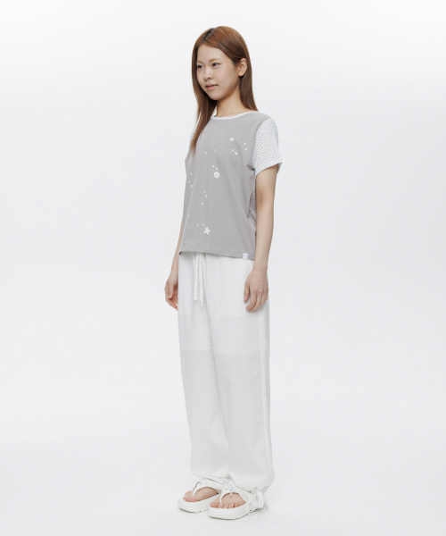 OHESHIO(オヘシオ)の「FLORAL TWO TONE T-SHIRT, GRAY(Tシャツ/カットソー・レディース・その他・FREE)」の6枚目の写真