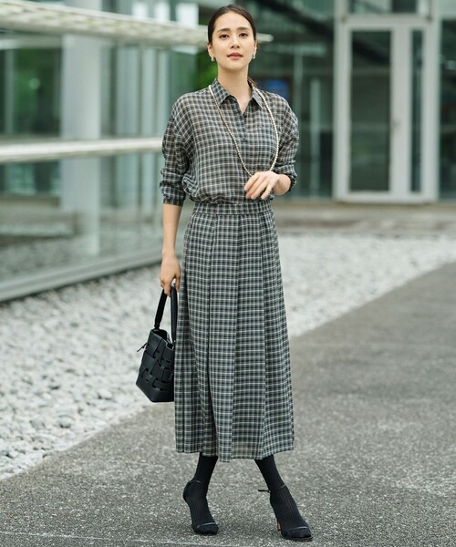 自由区(ジユウク)の「ハイツイストシアーチェック スカート(スカート・レディース・グレー系3/ベージュ系3・32)」の4枚目の写真