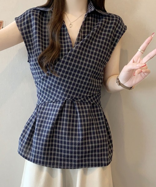 2ly2(トゥーリートゥー)の「チェックブラウス ノースリーブ ラップ風 カシュクール シャツ トップス ゆったり 体型カバー 春夏(シャツ/ブラウス・レディース・ホワイト/ネイビー・FREE)」の14枚目の写真