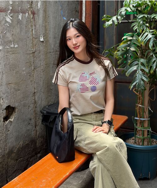 NOTUSUAL(ノットユージュアル)の「チェックストロベリーセミクロップ半袖Tシャツ6色(Tシャツ/カットソー・レディース・ピンク/ネイビー/ブラウン/ホワイト×グリーン/ホワイト×ブラック/スカイブルー・1(S))」の19枚目の写真