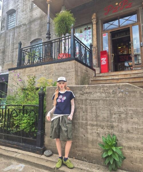 NOTUSUAL(ノットユージュアル)の「チェックストロベリーセミクロップ半袖Tシャツ6色(Tシャツ/カットソー・レディース・ピンク/ネイビー/ブラウン/ホワイト×グリーン/ホワイト×ブラック/スカイブルー・1(S))」の20枚目の写真