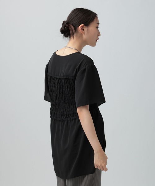 LEPSIM(レプシィム)の「シャーリングピコブラウスチュニック 1043527(シャツ/ブラウス・レディース・ブラウン/ブラック/オフホワイト・FREE)」の12枚目の写真