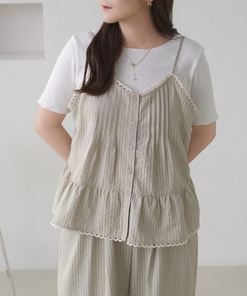 apres jour clair(アプレジュールクレア)の「【セットアップ可能】【apres jour clair】キャミ+アイレットインナーセット(Tシャツ/カットソー・レディース・ネイビー/ブラック/ベージュ/アイボリー・フリー/X-LARGE)」の1枚目の写真