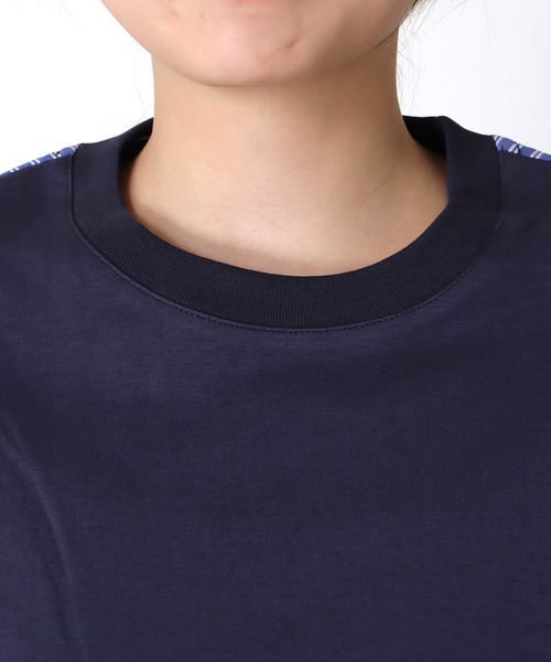 Cepica(セピカ)の「バックドロスト切替トップス(Tシャツ/カットソー・レディース・ネイビー・FREE)」の4枚目の写真