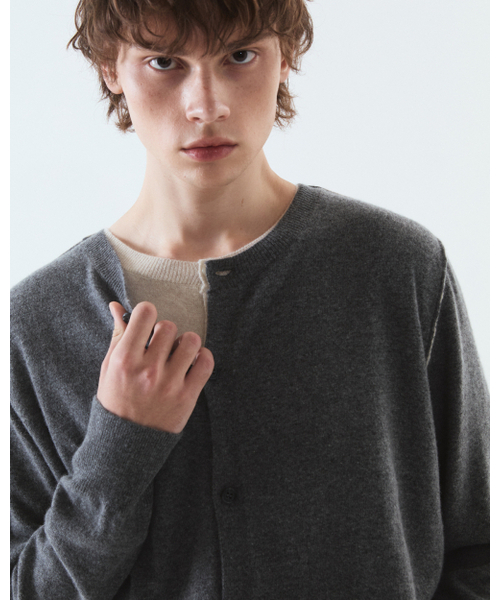THEENDQUESTION（ジエンドクエスチョン）の「Double layer cardigan / GRAY（カーディガン/ボレロ・レディース・その他・1/2）」の7枚目の写真