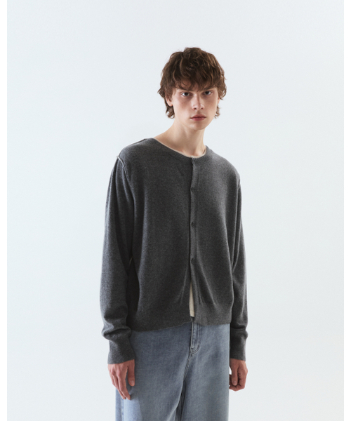 THEENDQUESTION（ジエンドクエスチョン）の「Double layer cardigan / GRAY（カーディガン/ボレロ・レディース・その他・1/2）」の9枚目の写真