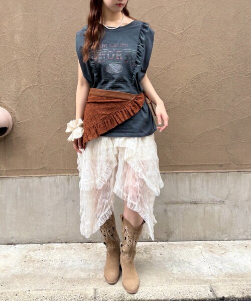 w closet(ダブルクローゼット)の「レースバンドTシャツ(Tシャツ/カットソー・レディース・ブラック/オフホワイト/オレンジ・FREE)」の18枚目の写真
