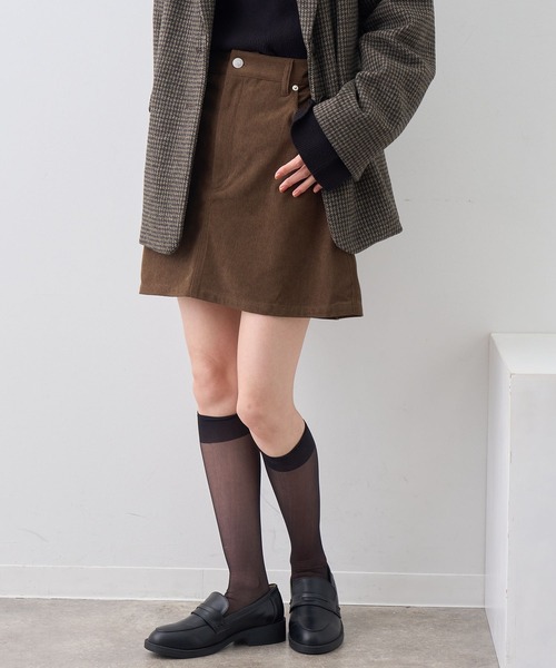 NOGLE(ノグル)の「【NOGLE/ノグル】ミニコーデュロイスカート(スカート・レディース・ベージュ/ブラウン/ブラック・M/S)」の14枚目の写真
