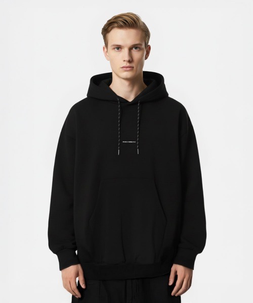 MODE COMMUTER（モードコミューター）の「[MC by FUMITO GANRYU COLLECTION] 2WAY HOODIE（パーカー・メンズ・ブラック/ネイビー・LARGE/SMALL/MEDIUM）」の7枚目の写真