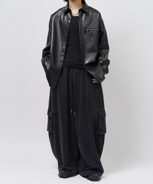 Lui's(ルイス)の「フェイクレザーシャツブルゾン(シャツ/ブラウス・メンズ・オリーブ/ブラック・S/M)」の9枚目の写真