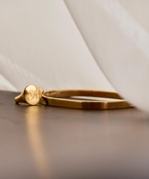 NANO universe(ナノユニバース)の「ASSEMBLANC JEWELRY/別注 Bangle(バングル/リストバンド・メンズ・ゴールド・FREE)」の4枚目の写真