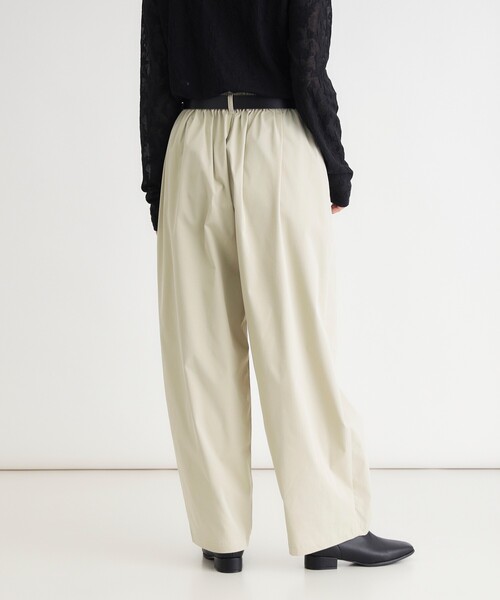 HONEYSUCKLE ROSE(ハニーサックルローズ)の「タックボリュームパンツ(その他パンツ・レディース・ライトグレー/ブラック/グレー・04/05)」の22枚目の写真