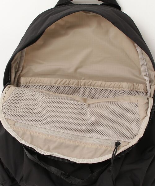 THE NORTH FACE(ザノースフェイス)の「【THE NORTH FACE】Ficus Pack(バックパック/リュック・レディース・ブラック・FREE)」の5枚目の写真