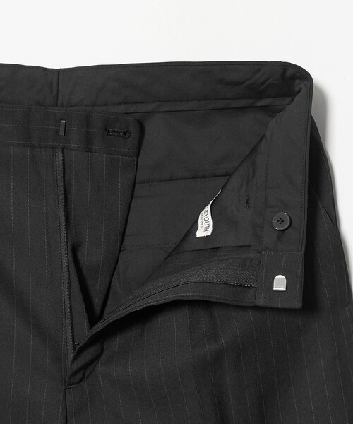 BEAUTY&YOUTH UNITED ARROWS(ビューティーアンドユースユナイテッドアローズ)の「ピンストライプ ワイド ストレート スラックス NO.10(スラックス・メンズ・ブラック/グレー系・S/L/M/XL)」の22枚目の写真