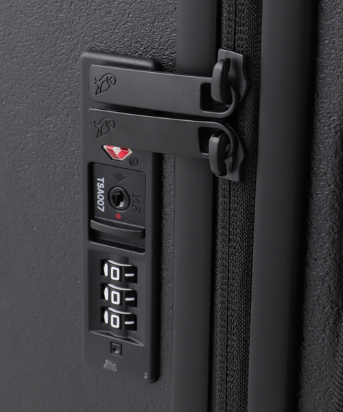 417 EDIFICE(フォーワンセブンエディフィス)の「BELLROY Transit Check-In Large(クラッチバッグ・メンズ・ブラック・FREE)」の18枚目の写真