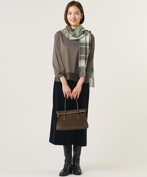 J.PRESS(ジェイプレス)の「【WEB限定カラーあり】AIR DUROY LIGHT スカート(スカート・レディース・グレー系/ネイビー系/ダークブラウン系/ベージュ系・T13/T15/T17)」の12枚目の写真