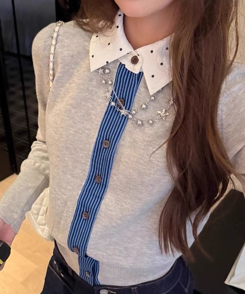 AVYL(アヴィル)の「ドット襟×デニムドッキング Vネックニットカーディガン(ニット/セーター・レディース・レッド/グレー・M)」の16枚目の写真